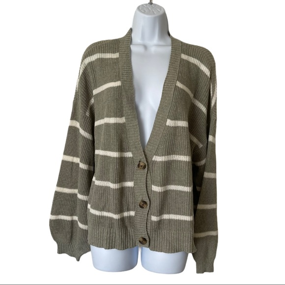 American Eagle Outfitters Sweaters - AEO Oversized Button Up Grandpa Cardigan size XL